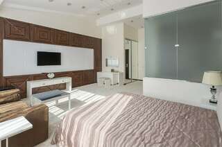 Гостиница Bliss Hotel & SPA Киров Комфорт с кроватью размера "king-size"-3